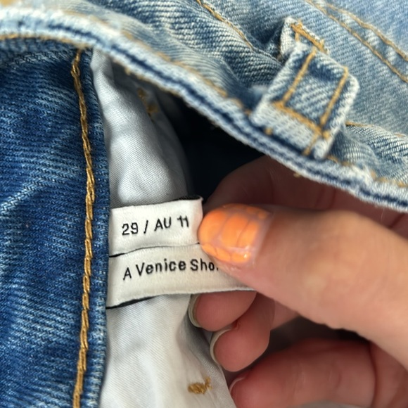 Abrand A Venice Shorts - Picture 6 of 7